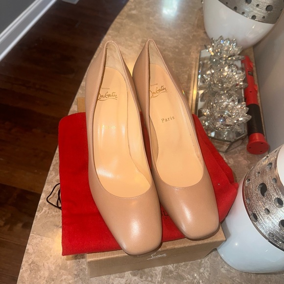 🔥🔥🔥Authentic Christian Louboutin Viva Pump 85 Nude Size 10.5 - Picture 15 of 16